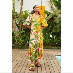 Nwt Farm Rio Mixed Prints Midi Wrap Dress. Yellow Casual Maxi Dress With Tropical Print, Casual Yellow Maxi Dress With Tropical Print, Yellow Tropical Print Maxi Dress, Yellow Tropical Print Beach Dress, Yellow Maxi Dress With Tropical Print, Yellow Tropical Print Dress For Beach, Yellow Tropical Maxi Dress For Summer, Yellow Tropical V-neck Maxi Dress, Tropical Yellow V-neck Maxi Dress