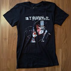 Nwt My Chemical Romance Size Medium T-Shirt Hot Topic. Super Soft. Early 2000s Hot Topic, Hot Topic Haul, Mcr T Shirt, Hot Topic Outfits Grunge, Emo Band Shirts, Scenecore Shirt, Emo Band Tees, Mcr Tshirt, Mcr Shirts