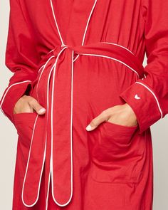 This maternity robe is roomy, comfortable and buttery soft, with a length that falls below the knee for ease of movement, these robes include all the lovely details (chic piping on the cuffs, generous sash) that grace our classic pajama silhouettes. For thousands of years, Pima cotton has been considered royalty in the realm of textiles. This design features 100% yarn-dyed Peruvian Pima, meaning your cherished pieces will stay buttery and breathable, with a reduced risk of fading, pilling, or wr Classic Pajamas, Loungewear Dresses, French Stripes, Cotton Pajama Sets, Contrast Piping, Linen Shop, Cozy Fits, Matches Fashion, Short Pajama Set