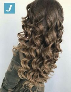 Short Highlights, Androgynous Haircut, Blond Ombre, Curls For Long Hair, Prom Hairstyles For Short Hair, Quince Hairstyles, Long Hair Updo, Hair Prom, روتين العناية بالبشرة