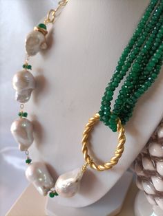 Multi-strand Pearl Necklace For Jewelry Making, Multi-strand Pearl Necklace With Natural Stones, Handmade Green Multi-strand Beaded Necklaces, Diy Jewelry Necklace Beads, Green Multi-strand Beaded Necklace, Luxury Green Multi-strand Beaded Necklaces, Neck Pieces Jewelry, Pearl Jewelry Design, Big Jewelry