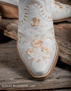 Dingo 1969 Women's #Primrose White Floral Embroidery Western Booties — Boyers BootnShoe Flower Boots, White Floral Embroidery, Bridal Boots, Western Booties, Cowboy Style, Western Wedding, Bridal Lace, Embroidered Flowers, Floral Embroidery