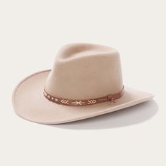 The Santa Fe Outdoor Hat is constructed of crushable wool felt and features a pinch front crown, interior dri-lex sweatband and studded leather hat band. Wool Felt Made in U.S.A. Brim: 3 1/4" Crown: 4" Water and Weather Resistent Outdoor Collection Modern Cowboy, Outdoor Hat, Leather Hat, Men’s Boots, Outdoor Hats, Wide Trousers, Thigh Boot, Leather Hats, Studded Leather