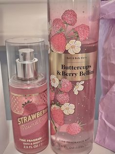 Bath And Body Works Aesthetic, Koleksi Makeup, Bath And Body Works Perfume, Shower Skin Care, Pretty Skin Care, Perfume Scents, Pretty Skin, Perfume Lover, Bath And Body Care