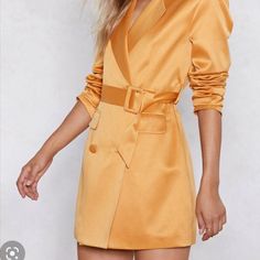 Nasty Gal Trailblazer Blazer Dress In Yellow Gold Shimmer Metallic Size Us2 Never Worn Without Tags Gold Spring Blazer For Office, Gold Blazer For Office In Spring, Gold Long Sleeve Mini Dress For Spring, Yellow Spring Office Blazer, Summer Formal Yellow Blazer, Yellow Formal Summer Blazer, Yellow Fitted Party Blazer, Fitted Yellow Party Blazer, Yellow Summer Blazer For Work