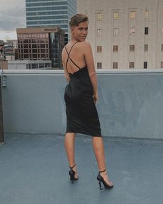 Hunter Allan, Queer Fashion Feminine, First School Dance, Wacky Fashion, Classy Bodycon Dress, Guys In Skirts