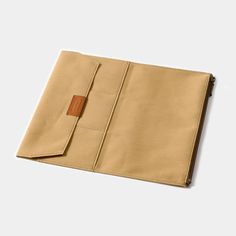 Condition: New  Traveler's Factory Cotton Zipper Case Regular size beige  A great way to keep cards, tickets, pens or cash with your notebook size: Body / H210 × W120 × D8mm H210 x W230 x D8 mm (open state) Zipper case + pocket + 3 card case Material: Cotton MADE IN JAPAN 【International Buyers】  Please Note: *Import duties, taxes and charges are not included in the item price or shipping charges. These charges are the buyer's responsibility.  *Please check with your country's customs office to determine what these additional costs will be prior to bidding/buying.  *These charges are normally collected by the delivering freight (shipping) company or when you pick the item up - do not confuse them for additional shipping charges. Paper Vase, Ceramic Wall Decor, Bottle Jewelry, Stationery Accessories, Zippered Pouch, Tablet Sleeve, Journal Stationery, Stationery Pens, Quirky Gifts