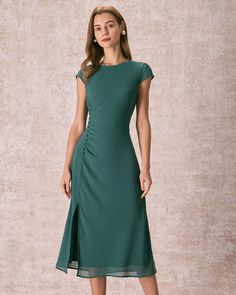 Cocktail Dress Classy, Minimal Wardrobe, Green Cocktail Dress, Formal Dresses With Sleeves, Green Cap, Vintage Slip, Nature Dress, Chic Skirts, Guest Attire