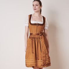 New With Tags (Nwt) Kruger Mariola Dirndl (60 Cm). This Authentic Bavarian Dirndl And Apron Is Perfect For Octoberfest. Retails For Over $385 (Including The 19% Vat And $55 Shipping Fee To Import From Germany To The Us). I’m Selling This Beauty Because It Didn’t Arrive In Time For My Trip To Germany. The Beautiful Midi Mariola Dirndl Captivates With Its Minimalistic, Timeless Design. This Classy Design Features A Sweetheart Neckline With Lavish Frog Goscherl Ruffles. The Tone-On-Tone Contrast Pr Trip To Germany, Brown Apron, German Dress, Dirndl Blouse, Oktoberfest Outfit, Dirndl Dress, Cotton Apron, Apron Dress, My Trip