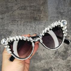 Cat Eye Diamond Crystal Gem Bling Decoration Retro Fashion Shades UV400-Lucid Fantasy Cat Eye Gemstone, Bling Sunglasses, Crystal Cat, Casual Rings, Eyewear Trends, Vintage Fine Jewelry, Choker Pendant, Diamond Dangle Earrings, Cat Eyes