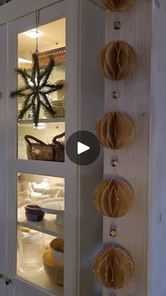 21K views · 17K reactions | Glitzergirlande - für alle Ausschneidemuffel wie mich aus runden Kaffeefiltern...

#myhomestyle #myhome #myhometoinspire #hometrends #homedecor #homedecorideas #dekoideen #diyhomedecor #christmasdecor #weihnachtsdeko #thornior #girlande #xmasgarland #christmasgarland #countdowntochristmas #xmasdecor #christmasdiy #christmasornaments | Jessi Lück Xmas Decorations Diy, Xmas Deco, Noel Diy, Paper Ornaments, Holiday Crafts Christmas, Christmas Pins, Christmas Ornaments To Make, Holiday Diy