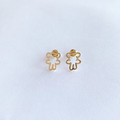 FREE SHIPPING, 14k yellow solid gold bear earring. It can be produce 14k rose gold and white gold. DETAILS Earrings height approx. 1.2 cm (0.47 inch). MATERIALS All our jewelry are made of 14 karats solid gold. We like to use yellow gold, white gold and rose gold to please your color of choice. Use the drop-down material menu to find your favorite option. PACKAGING This earring is carefully packaged in a nice and elegant gift box. PRODUCTION TIME Each earrings are handcraft to order and takes up 14k White Gold Filled Earrings For Gift, 14k White Gold Filled Earrings As Gift, Personalized 14k Yellow Gold Earrings, Rose Gold 14k Gold Earrings As Gift, Rose Gold 14k Gold Earrings For Gifts, Gold Teddy Bear, Baby Teddy Bear, Gold Chain Earrings, Threader Earrings Gold