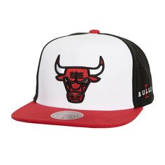 Elevate your devotion to the Chicago Bulls with this Core cap. Constructed by Mitchell & Ness, this hat features stunning graphics embroidered all over, with the iconic Chicago Bulls logo front and center. The snapback closure will ensure you have the perfect fit. Structured fit Wipe clean with a damp cloth Imported Square flat bill with ability to curve High Crown Officially licensed Material: 100% Cotton Snapback Embroidered design with raised details Brand: Mitchell & Ness One size fits m Classic Adjustable Hats For Sports Events, Adjustable Cap For Sports Events, Adjustable Curved Bill Hat For Sports Events, Chicago Bulls Hat, Chicago Bulls Logo, Bulls Logo, Bull Logo, Nba Chicago Bulls, Nba Store