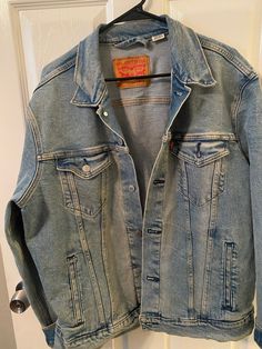 Levi's L Blue Jean Denim Trucker Jacket Lightly Distressed White Wash Womans L Vintage Levi's Medium Wash Denim Jacket, Vintage Blue Levi's Outerwear, Vintage Levis Denim Jacket, Levi Denim Jacket, Levi's Denim Blue Button-up Outerwear, Levi's Medium Wash Button-up Denim Jacket, Vintage Blue Pre-washed Denim Jacket, Levis Denim, Trucker Jacket