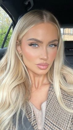 Natural Makeup Styles, Festival Make Up Ideas, Bridal Makeup For Blondes, No Make Up Make Up Look, Pale Skin Makeup, Natural Makeup Style, Pale Makeup, Blonde With Blue Eyes, Festival Make Up