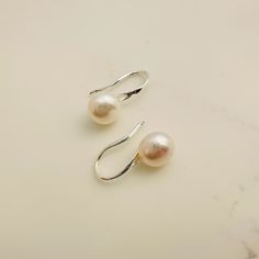 All earrings are sold in one pair (2pcs). Material: zinc, alloy , brass pewter plated, nickel free, lead free. Shipping: international shipping may take 2 to 4 weeks.  please give some patience, thank you for your understanding. If you have any questions, please feel free to contact me. Everyday Sterling Silver Pearl Earrings In White Gold, Everyday White Gold Sterling Silver Pearl Earrings, Classic Metal Jewelry With Pearl Drop, Elegant Silver Earrings For Everyday, Elegant Everyday Silver Earrings, Everyday Hypoallergenic White Gold Pearl Earrings, Classic Round Pearl Earrings With French Hook, Small Silver Minimalist Earrings, White Pearl Nickel Free Earrings