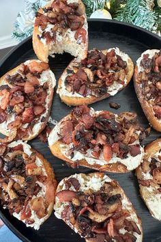 Crispy Bacon Mushroom Crostini - Perfect and Easy Holiday Appetizer! | Lynn Mumbing Mejia Baguette Appetizer, Bacon Recipes Appetizers