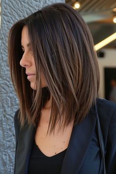 Rambut Brunette, Long Bob Hairstyles, Hair Color And Cut, Haircuts For Fine Hair, Mid Length Hair, Medium Hair Cuts, Shoulder Length Hair