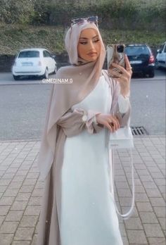 White Hijabi Outfits, Ootd Summer Hijab, Modest Ootd, Modest Hijabi Outfits, Hijabi Mode, Outfit Modest, Estilo Hijab, Hijabi Fits, Stile Hijab