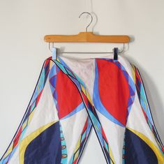 "Brand: Oscar De La Renta 100% silk Scarf Abstract Mid Century Modern Art Deco Nice condition no flaws Shiny texture Vibrant colors 53\" x 11\" Signature \"Oscar De La Renta\" printed on bottom Oscar by Oscar De La renta" Multicolor Silk Scarves, Retro Multicolor Silk Scarf For Summer, Multicolor Printed Silk Scarf, Multicolor Silk Scarf With Abstract Print, Multicolor Silk Scarves With Abstract Print, Mid Century Modern Art Deco, Irish Knit Sweaters, Scarf Art, Shiny Texture