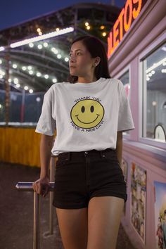 Smiley Face Tee, y2k top, 90s Style, Vintage inspired print, Thank you have a nice day, y2k aesthetic shirt, E girl style Indie alt clothing ➼ ➼ Please be aware that there may be shipping delays due to the pandemic. Thank you so much for understanding. Sizes & Fit * Unisex tee, classic fit * Fit may be slightly oversized on women, for a very oversized look, go one size up. * Please refer to size chart in photos to determine best size * Let me know if you have any questions! Materials * 100% soft Indie Sweatshirt, E Girl Style, Smiley Face Tee, 2000s Clothing, Alt Clothing, Indie Alt, Style Indie, Aesthetic Shirt, E Girl