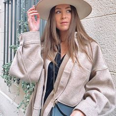 Elegant Vintage Camel Loose Jacket Streetwear Chic, Coat Women Fashion, Chic Shirts, Long Coats, Long Sleeve Outerwear, Vintage Women, Looks Vintage, Vintage Jacket, Casual Fits