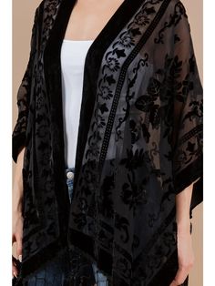 Our vintage rose print black velvet kimono is the perfect layering piece to wear over any outfit, including over your bathing suit while day drinking in Vegas.🍹 • Fabric: 100% VISCOSE Goth Witch Outfits, Modern Goth Outfits, Gothic Summer Outfits, Gothic Cardigan, Goth Hippie, Witchy Goth, Boho Goth, Cardigan Dress, Velvet Shawl