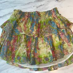 Excellent Condition/Never Worn Green Tiered Ruffles Mini Skirt, Brunch Skirt With Ruffles And Voluminous Fit, Voluminous Ruffled Skirt For Brunch, Green Ruffled Mini Skirt, Green Flowy Mini Skirt With Ruffles, Flowy Green Mini Skirt With Ruffles, Green Flowy Ruffled Mini Skirt, Spring Multicolor Voluminous Skirt, Green Mini Skirt With Ruffles