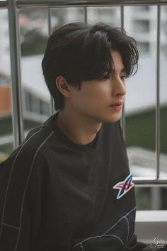 Gulfkanawut Boyfriend Material, Korean Men Hairstyle, Middle Part Hairstyles