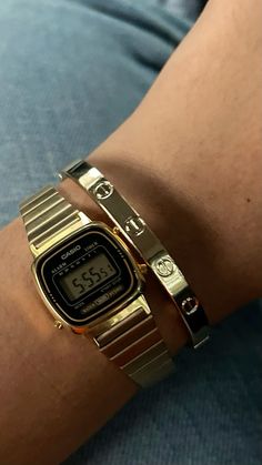 Casio Vintage, Money Aesthetic, Funky Jewelry, Old Money Aesthetic, Jewelry Inspo, Dainty Jewelry, Old Money, Vintage Watches