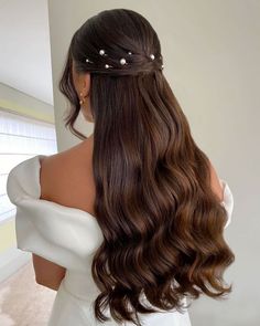 Simple Prom Hair, Quince Hairstyles, Long Hair Wedding Styles, Prom Hairstyles For Long Hair, Peinados Fáciles Para Cabello Corto, Hairdo For Long Hair, Hair Stylist Life, Easy Hairstyles For Long Hair, Wedding Hair And Makeup