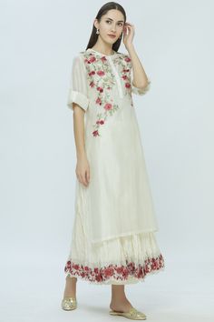 Shop for these amazing collections of White Silk Chanderi Kurta Embroidered For Women by Prama by Pratima Pandey online at Aza Fashions. Semi-stitched Embroidered Art Silk Kurta, Cream Chanderi Palazzo Set With Resham Embroidery, Embroidered Chanderi Cream Palazzo Set, Semi-stitched Embroidered Silk Kurta, Embroidered Chanderi V-neck Sets