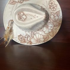 HEART and FLOWERS Burned Vegan Suede Rancher Hat, Wide Flat Brim, Peach Top Fedora, Assorted Colors, Boho, Custom Art, Personalize, Gift - Etsy Heart And Flowers, Hat Fedora, Peach Top, Rancher Hat, Wedding Hats, Custom Art, Wedding Accessories, Fedora, Accessories Hats