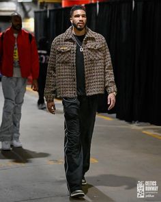 Jayson Tatum Style, Jason Tatum Outfit, Jayson Tatum Outfits, Jason Tatum, Guys Fashion Casual, Guys Fashion, Style Boy, Drip Outfit Men, Black Men Street Fashion