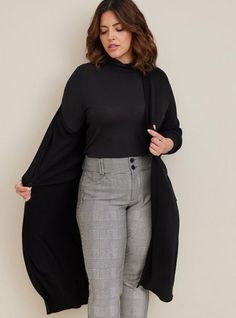 FIT Model is 5'9” wearing size 0. . Measures 48” from shoulder (size 2). Duster silhouette. MATERIALS + CARE Everyday Soft Sweater fabric: Our easiest, year-round knit staple with a versatile look and feel that you can dress up or down. No pilling, just style. . Stretch level: Medium. . 52% rayon, 28% polyester, 20% nylon. . Machine wash cold. Lay flat to dry. . Imported. . DETAILS Open front. Long sleeves. Front pockets. The best plus size women's everyday soft duster open front sweater sweaters in black made of everydaysoft. Torrid is your destination for cozy fall and winter clothes to keep you warm and comfortable. Long Black Sweater, 2023 Clothing, Sweater Fabric, Sweater Duster, Front Sweater, Open Front Sweater, Just Style, Sweater Fits, Soft Sweater