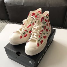 Brand New. Never Worn. I Call These The “Cherry Garcias” Off White, W/ Red & Green Cherries. The Box Comes With It, But It’s Not The Best Shape. These Run Small, So They Can Fit A Women’s Size 7 And No Larger Than A 7.5 Shoe Size. Fruit Converse, Strawberry Converse, Cherry Converse, Fruit Shoes, Cherry Shoes, Converse Collection, Converse Aesthetic, Chuck Taylor Converse, Green Cherries