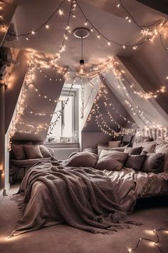 Cozy Attic Bedroom with Fairy Lights for a Romantic Ambiance Cassidy Character, Cozy Bedroom Lighting Ideas, Candlelit Bedroom, Bedroom With Fairy Lights, Romantic Cozy Bedroom, Fairy Light Decor, Bedroom Ideas For Couples Romantic, Cozy Attic Bedroom, Romance Decor