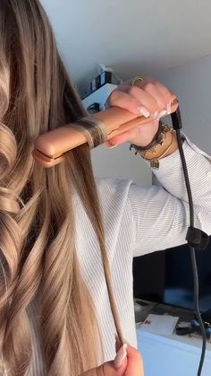 How To Straighten Hair With Flat Iron, How To Curl Your Hair Tutorial, How To Make Curls With A Straightener, Curling Hair With A Straightener, Curling Your Hair With A Straightener, How To Curl Long Hair With Flat Iron