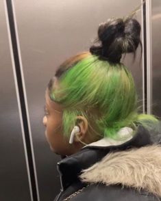 Honey Blonde Dyed Hair, Silk Press Natural Hair Color, Press Hair Hairstyles, Blonde Dyed Hair, Hair Color Green, Dyed Hairstyles, Laid Edges, Pressed Natural Hair, Hair Colour Design