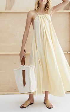 Long Gathered Dress, Maxi Vestidos, Long Summer Dress, Trend Forecast, Dress Spaghetti Straps, Linen Fashion, Gathered Dress, Cream Yellow, Trend Report