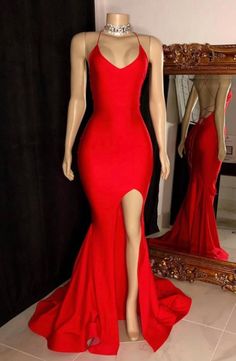 Tight Red Dress Long, Bougie Outfits, Satin Long Prom Dress, Simple Evening Dress, Prom Dress Mermaid, Red Prom Dresses, Prom 2023, Dress Mermaid, Prom Ideas