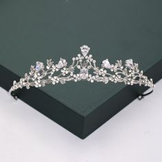 Tiaras For Weddings, Quince Tiaras Silver, Crown For Wedding Brides, Quince Tiaras, Brides Tiara, Quince Crowns, Prom Crown, Tiara Collection, Crown For Wedding