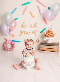 Half Birthday Donut Theme, Half Way To One Donut Theme, Donut Milestone Pictures, Half A Dozen Donuts For 6 Months, Sweet One Photo Shoot, Sweet 6 Months, 1/2 Birthday, 2 Birthday Ideas, Half Way To One