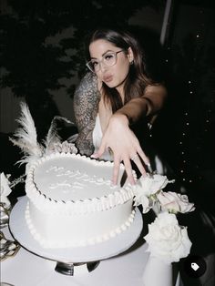 Wedding photos, just married, wedding ideas, wedding planner Showing Off Ring, White Wedding Chapel, Married Af, Polygon Art, Marriage Photos, Wedding Chapel, Las Vegas Weddings, Wedding Mood Board