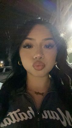 #fashion#outfits#tiktok#trendy Mexican Pretty Girl, Cute Latina Makeup, Light Latina Makeup, Tiktok Pretty People, Fine Latina Girl, Pretty Latina Makeup, Pretty Mexicans, Pretty Latina Girl