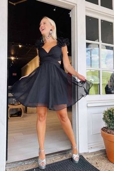 Black Pleated Chiffon Short Party Dress Tulle Wedding Dress Mermaid, Feather Homecoming Dress, Floral Homecoming Dresses, Strapless Homecoming Dresses, Feather Prom Dress, Ruffle Prom Dress, One Shoulder Prom Dress, Short Homecoming Dresses, Velvet Prom Dress