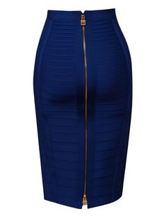 Elevate your office wardrobe with the Women's Pencil Skirt. Made of high-quality fabric that hugs your curves in all the right places, this skirt screams sophistication and style. Its timeless design is perfect for any professional setting, while its versatile color options make it easy to pair with any blouse or blazer. The pencil skirt's fitted silhouette flatters your figure, and its comfortable stretch material makes it easy to move around in for those busy days. Whether you're headed to a m Pencil Pattern, Skirt Styles, Office Wardrobe, Knee Skirt, Knitted Dresses, Zipper Skirt, Stylish Skirts, Women Skirt, Knee Skirts