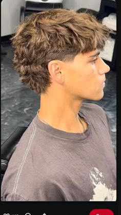 Wavy Hair Men, Haircut Ideas, Wavy Hair, Mens Hairstyles, Hair Cuts, Blonde, Hairstyles, Hair Styles, Hair