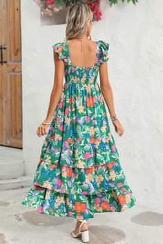 This flowy dress is perfect for warm weather or beach outings. The ruffled shoulder strap adds movement and an extra layer of visual interest. It showcases a vibrant and colorful floral pattern, creating a fresh and summery vibe The high waist design accentuates the curves and creates a feminine silhouette. Wholesale maxi dresses available for bulk orders, great for retailers Fabric Contents: Product Weight: 0.73 kgMaterial: 100%Polyester Shoulder Girdle, Missy Dresses, Boho Floral Maxi Dress, Casual Dress Pants, Denim Short Dresses, Timeless Dress, Boho Green, Feminine Silhouette, Maxi Dress Green