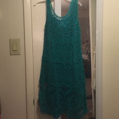 Beautiful Green Crochet Tank Shift Dress. Perfect For Summer To Show Off Your Tan. Never Worn But Have Cut Off The Tags . This Will Be One Of Your Favorites. Size Small And Has A Lining With Adjustable Straps. Has Some Stretch. To Show Off Curves. 35 Inches From Top Of Strap To Hem. Sleeveless Crochet Lace Summer Dress, Green Sleeveless Crochet Dress For Beach, Sleeveless Crochet Lace Vacation Dress, Bohemian Crochet Lace Sleeveless Dress, Bohemian Sleeveless Lace Dress, Bohemian Sleeveless Lace Crochet Dress, Bohemian Sleeveless Summer Lace Dress, Casual Lace Dress With Lace Trim For Beach, Casual Sleeveless Lace Dress